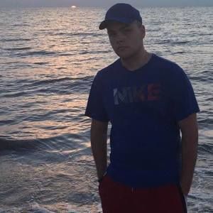 Meet your Posher, Atanas